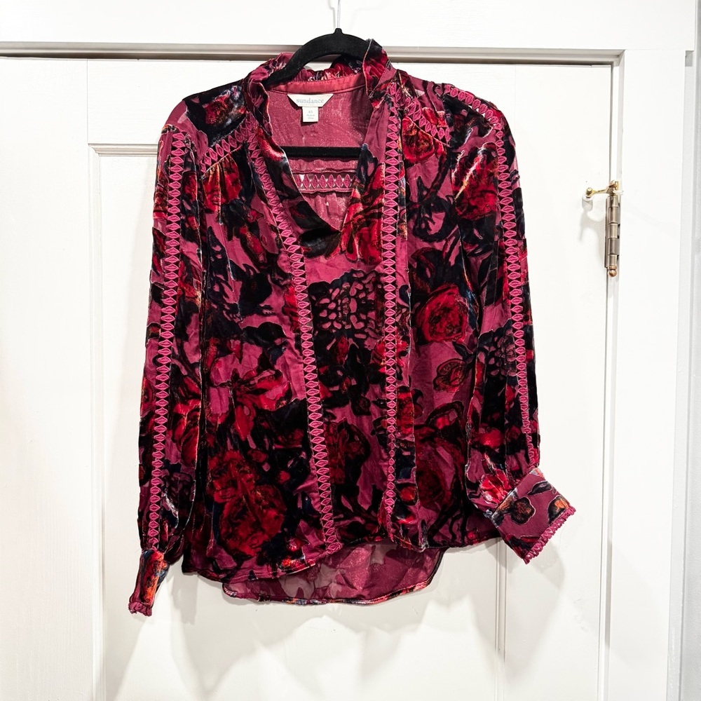 Sundance Velvet Burnout Burgundy Blouse XS Christmas Holiday Festive Dark Floral - Picture 2 of 15